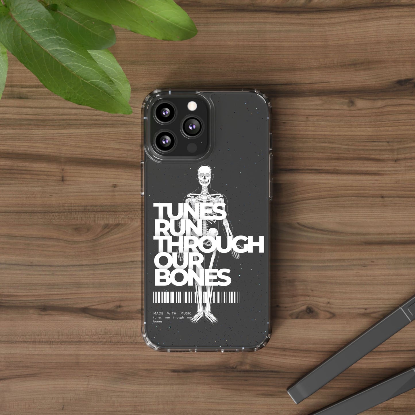 ROUE CLOTHING - Tunes run through our bones phone case